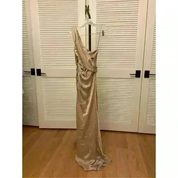 New NWT Jonathan Simkhai One-Shoulder Satin Maxi Dress, Size 2 Retails $1,100 - Picture 5 of 6